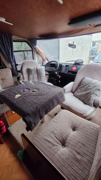 Camping-car Vintage Hébergement de vacances Venette